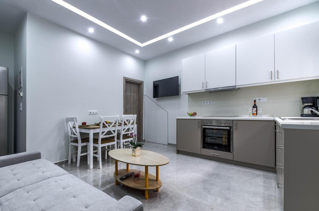 Renovated 2Bd House Close To Pireus Port المظهر الخارجي الصورة