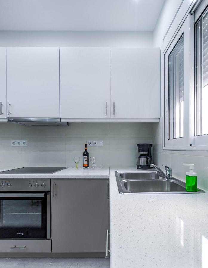 Renovated 2Bd House Close To Pireus Port المظهر الخارجي الصورة
