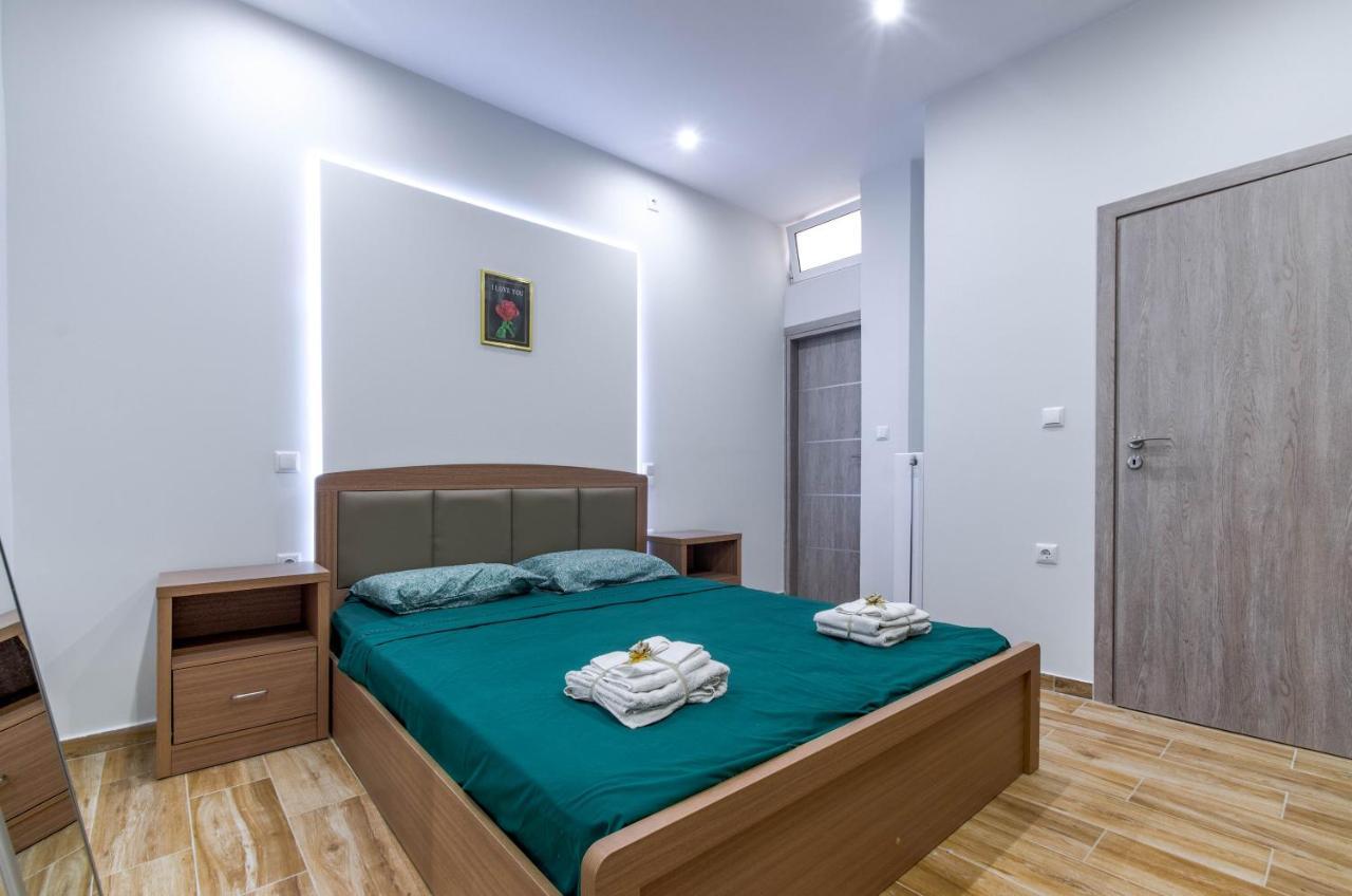 Renovated 2Bd House Close To Pireus Port المظهر الخارجي الصورة