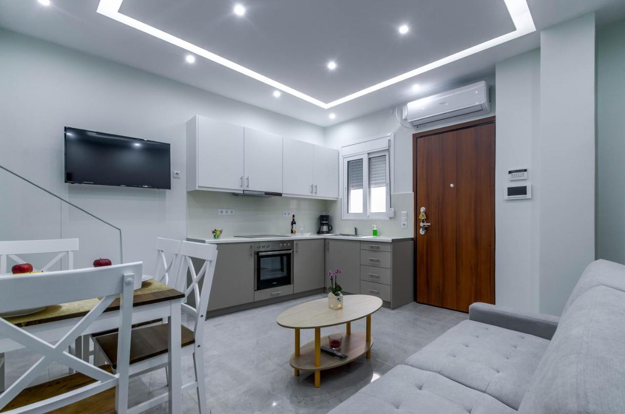 Renovated 2Bd House Close To Pireus Port المظهر الخارجي الصورة